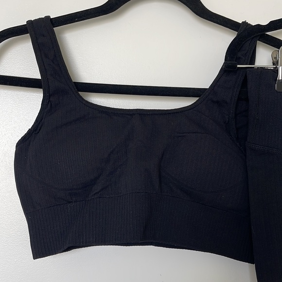 BARE ATHLETICS BARESCULPT RIBBED SEAMLESS SPORTS BRA & LEGGINGS SET ONYX BLACK - Picture 3 of 11